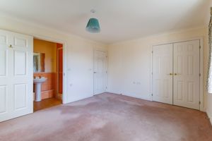 Bedroom- click for photo gallery